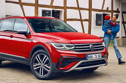 Der neue Tiguan Allspace seitlich