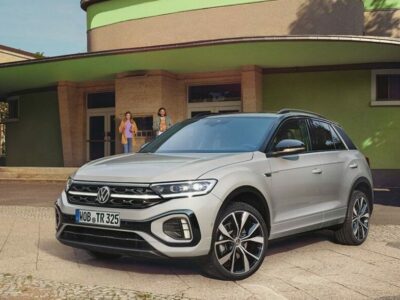 TC0858-t-roc-exterior-white-front-side-view