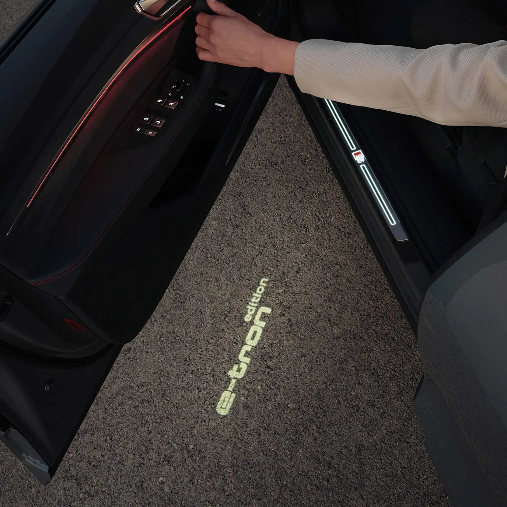Audi Q8 e-tron LED Türprojektor edition