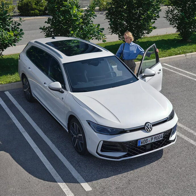 PA4744_Passat-exterieur-r-line_16-9 Passat