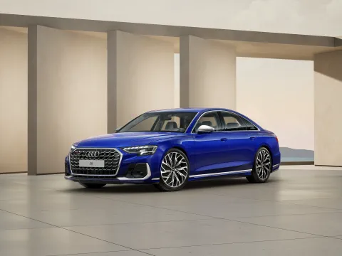 Audi S8