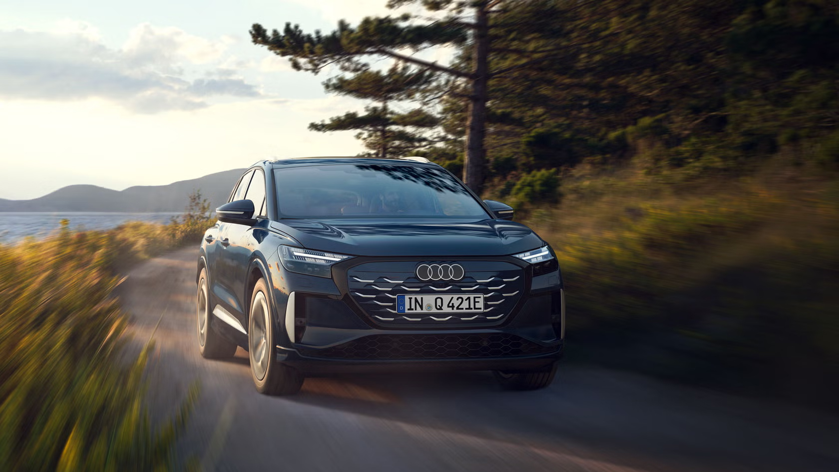 Headerimage - Q4 etron Elektroauto