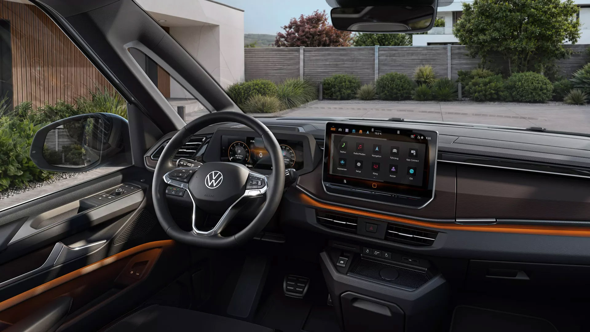 MU0100019PIC_Interior_16x9 Multivan Interieur